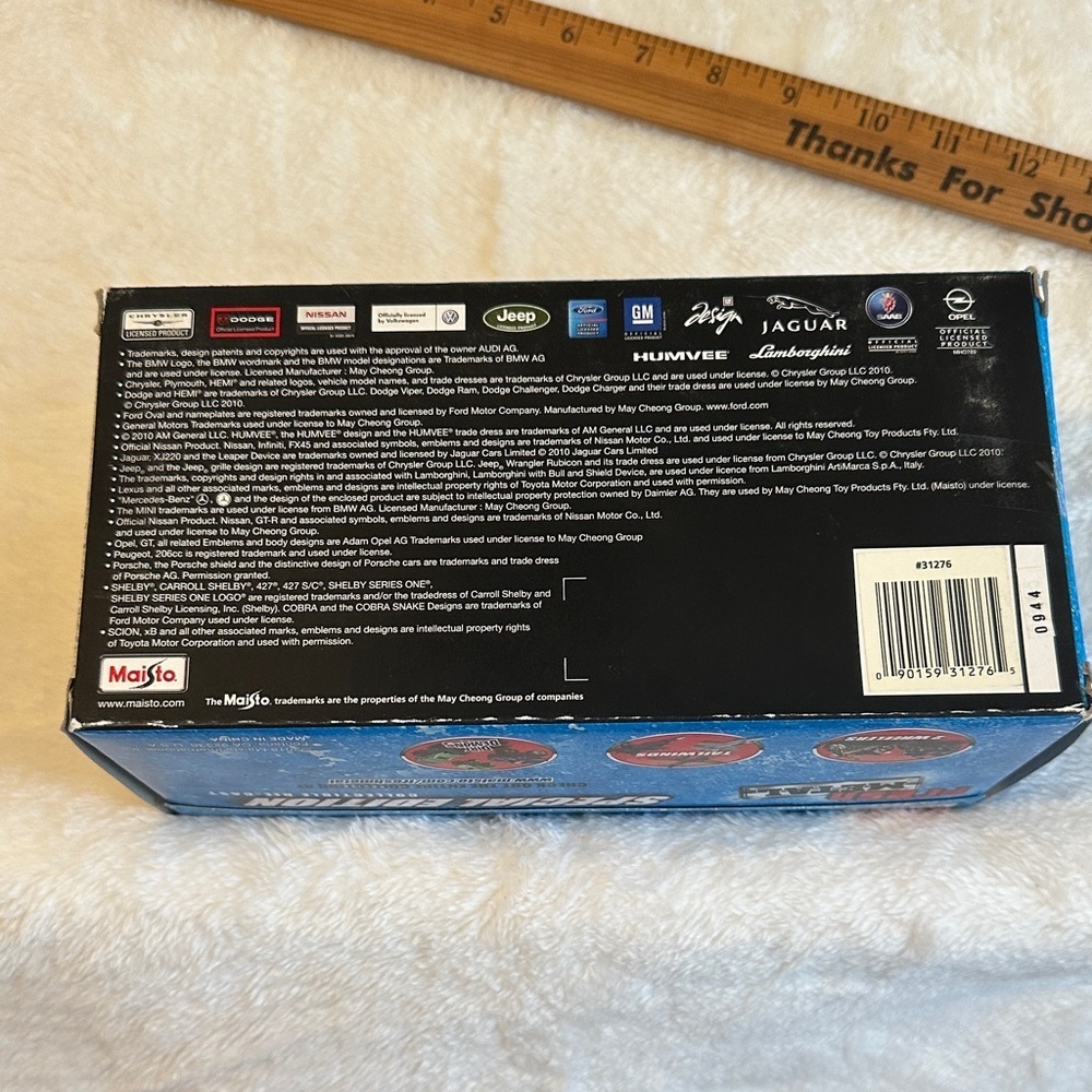Maisto Brand‎ 1:24 1965 Shelby Cobra 427 Die-Cast Model Car Special Edition - Picture 5 of 7